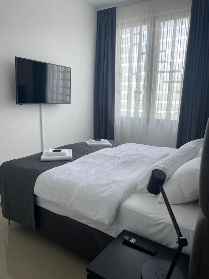 Morpheus Apartmani Sremska Mitrovica Buitenkant foto