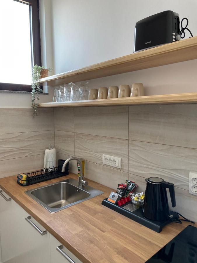 Morpheus Apartmani Sremska Mitrovica Buitenkant foto