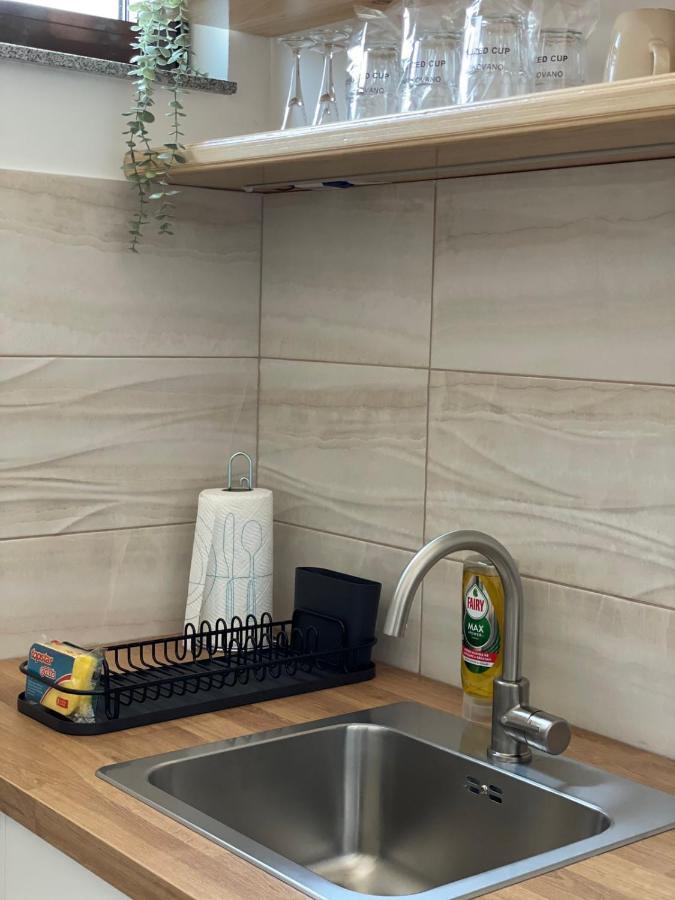 Morpheus Apartmani Sremska Mitrovica Buitenkant foto